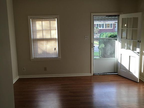 5th image of 5657 Winthrop Ave