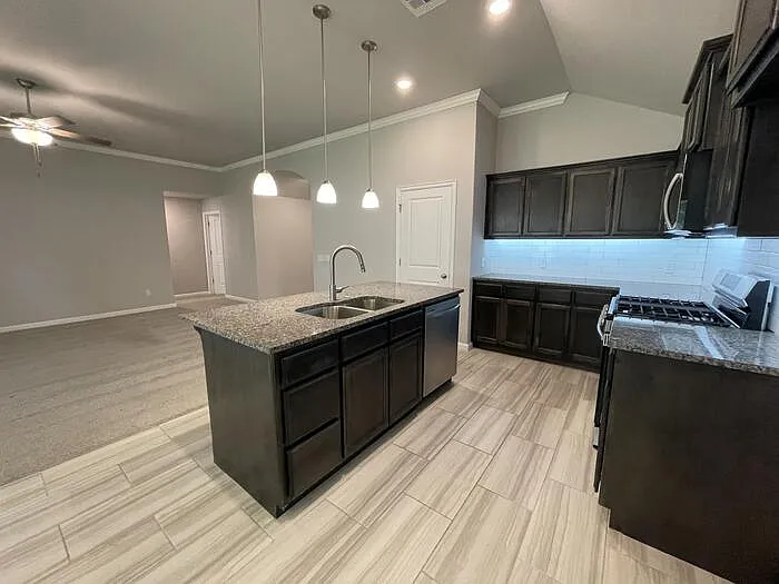 1105 Osprey Dr — Photo 10