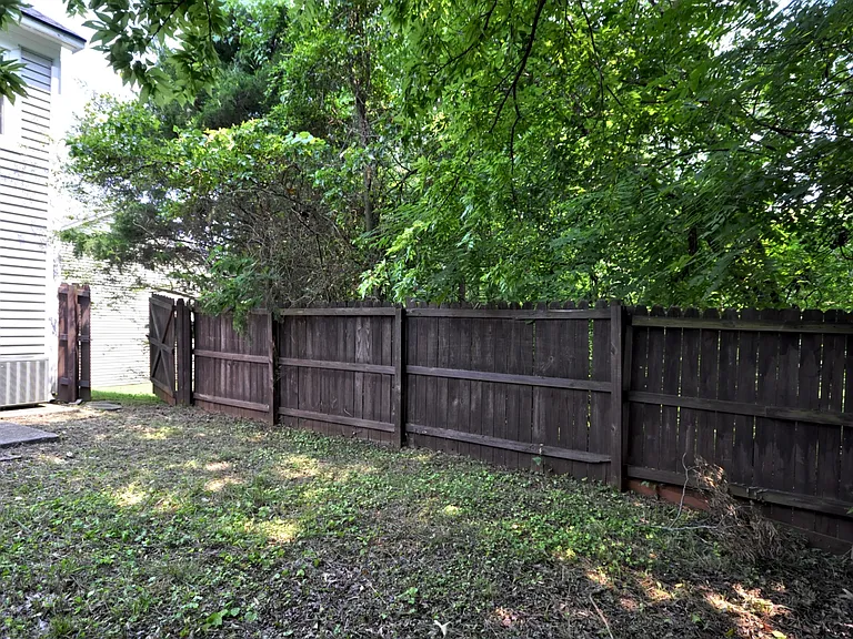 112 Azalea Ct — Photo 21