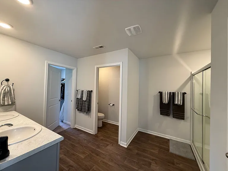 386 High Ridge Ct — Photo 18