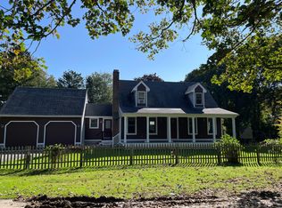 106 Robinson St, Narragansett, RI 02882