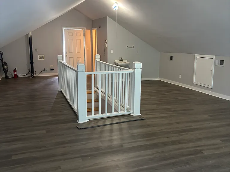 1133 Woodrow St #D — Photo 8