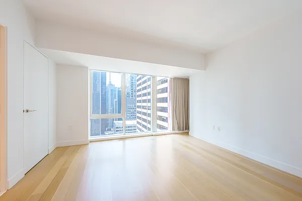 Rented by Sotheby's International Realty | media 5