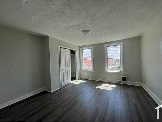 1st image of 143 W Cumberland St Floor 2