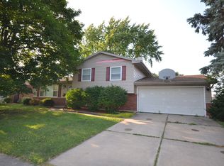 1731 Heather Dr, Aurora, IL 60506