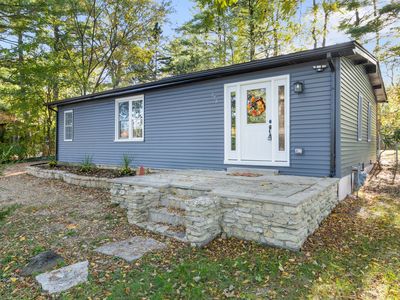 275 Indian Trl, Lake In The Hills, IL, 60156