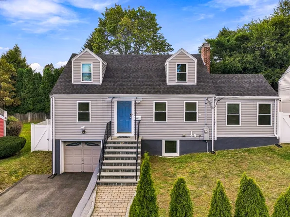47 Rosedale Rd, Watertown, MA 02472