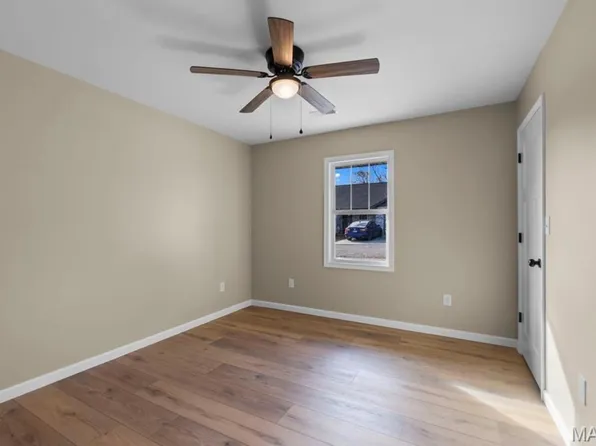 231 Cedar Cir, Jackson, MO