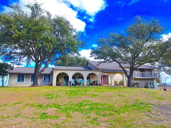 4th image of 4605 Water Oak Dr