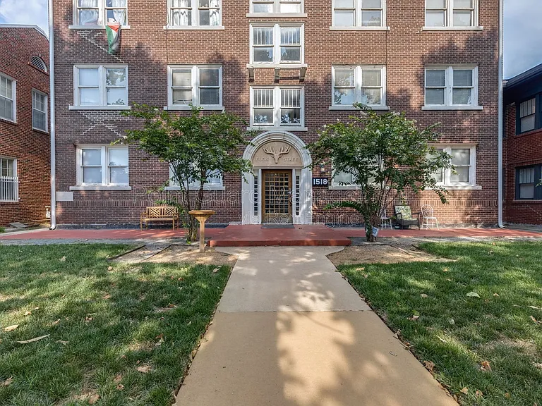 1318 N Robinson Ave — Photo 39