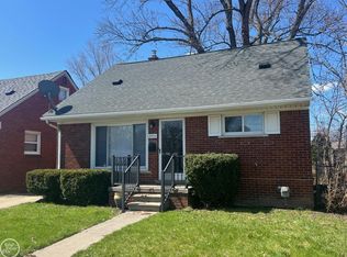 24511 Brittany Ave, Eastpointe, MI