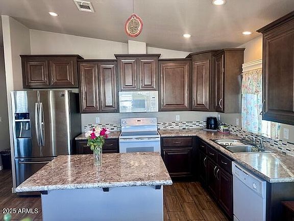 3rd image of 650 N Hawes Road #3511