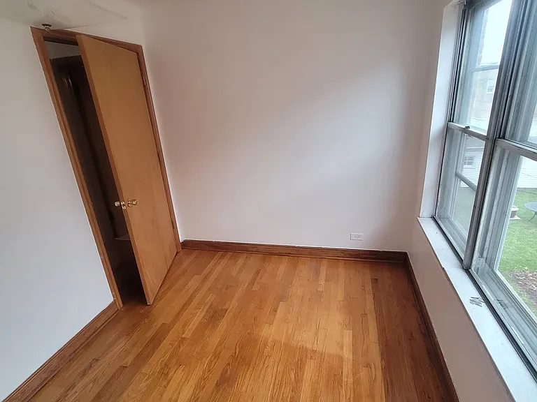 5113 N Mango Ave #2 — Photo 2