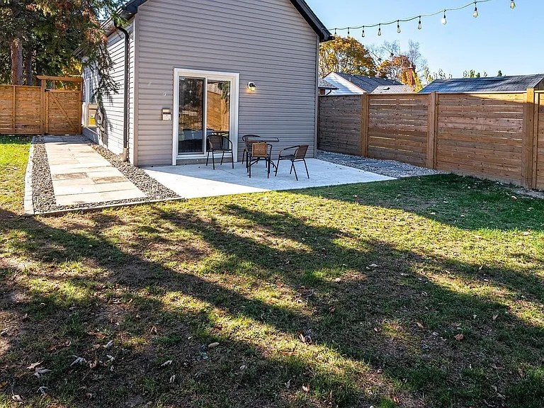 48 Harber Ave #REAR — Photo 16