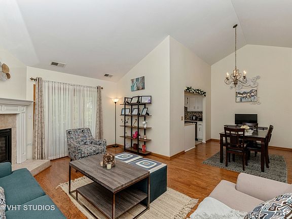 4th image of 6402 Pine Trail Ln APT 4