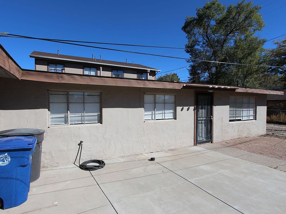 1st image of 2208 E 3rd Ave