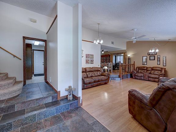 4th image of 2435 N Timber Lane Dr