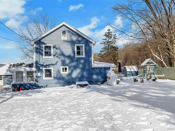 3rd image of 14 Dover Furnace Road