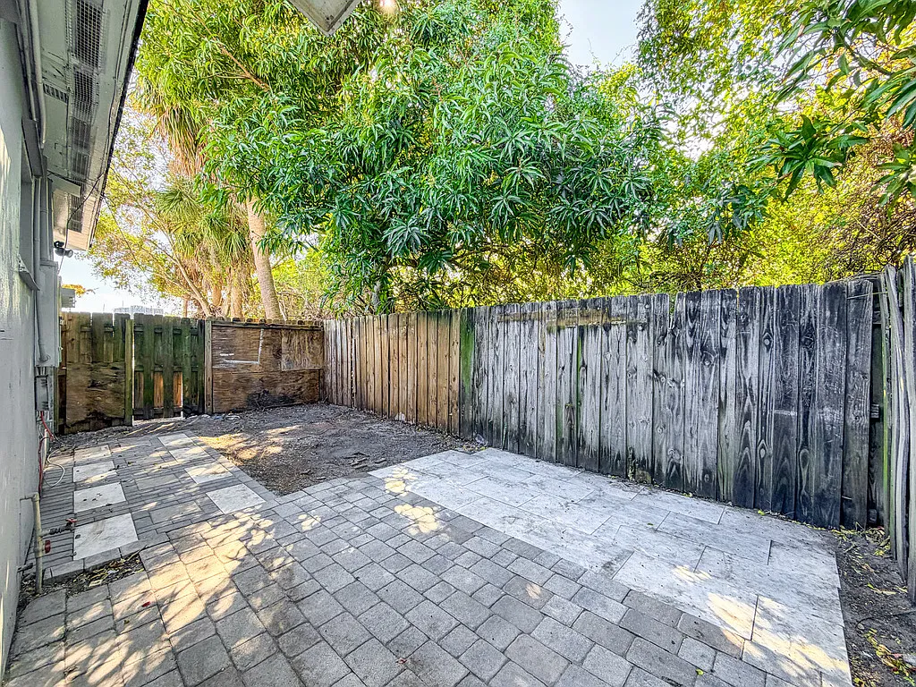 1003 8th Street - 1 — Photo 2