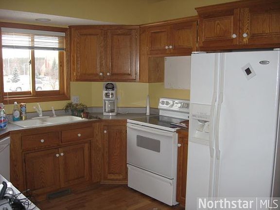 3rd image of 38336 Grand Ave #1
