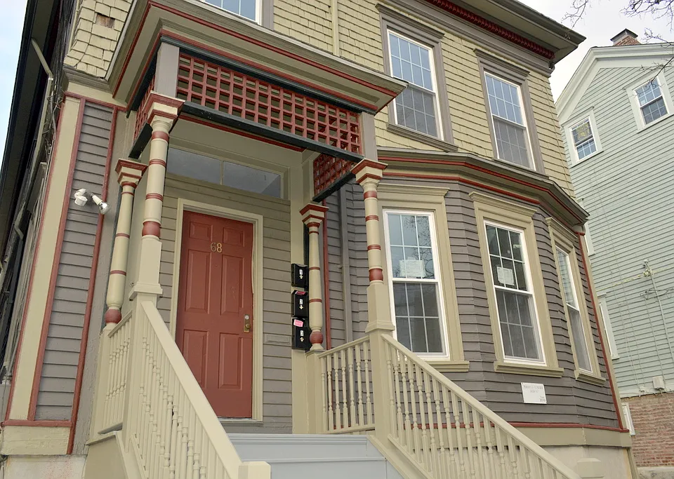 70 John St #1