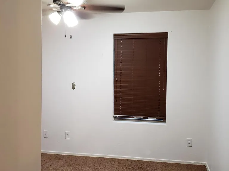 2099 S Martingale Rd — Photo 25