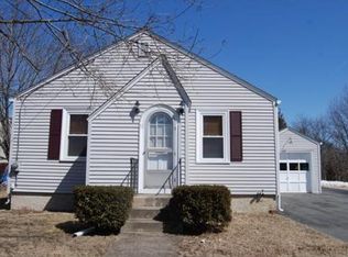 11 Hunt St, Bellingham, MA 02019