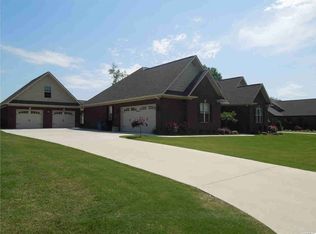 65 Jessco Ln, Boaz, AL 35957