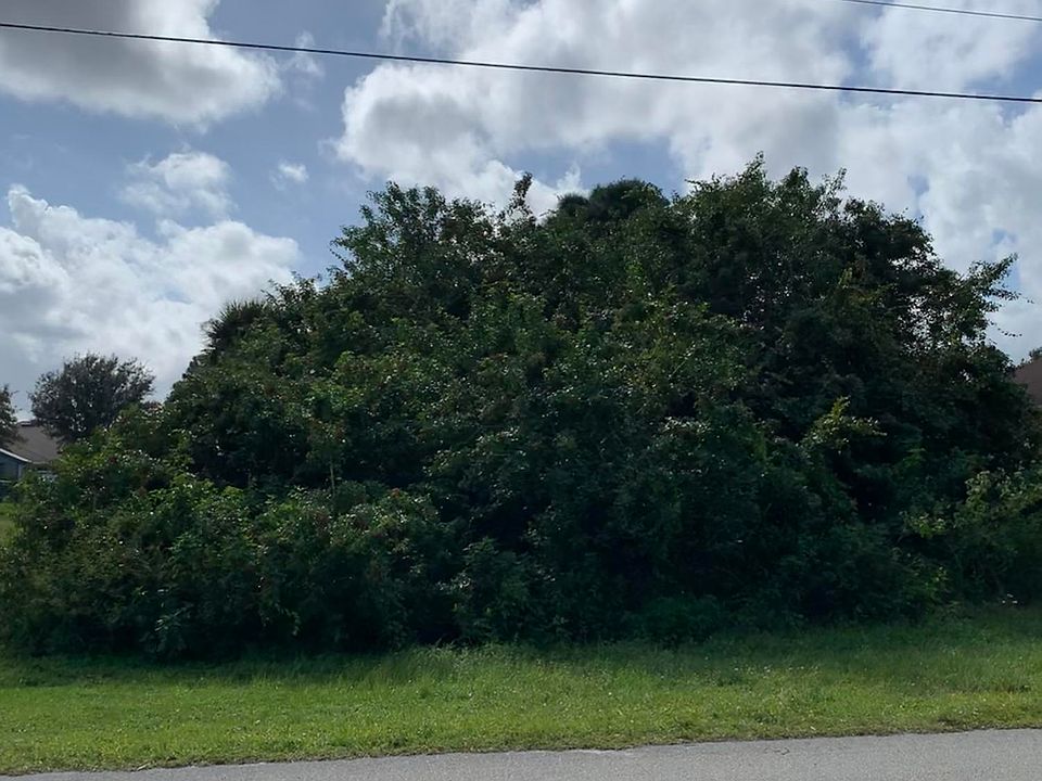 1st image of 6160 NW Gatun Dr