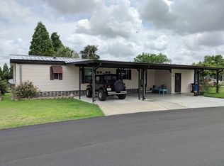 21 Lakeview Dr, Mulberry, FL 33860