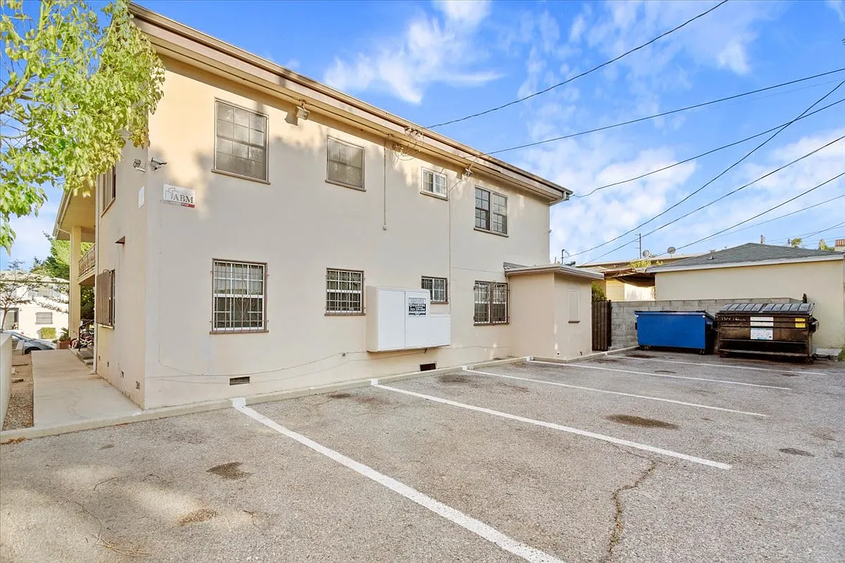 Building Photo - 1725 S Robertson Blvd #7