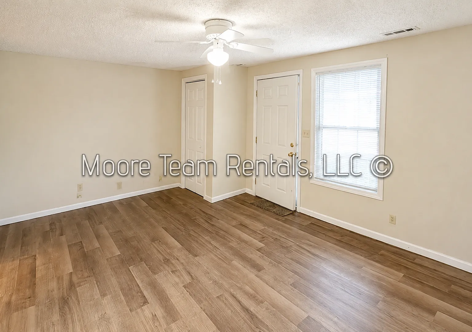 Edgewood Ave 618 — Photo 4