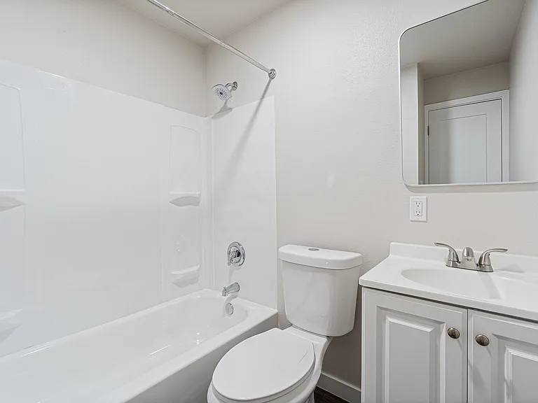 1203 Regents Blvd — Photo 14