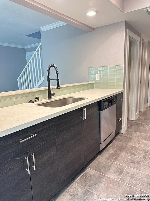 2 bed, 1.5 bath, 1000 sqft, $1,400 — Photo 4