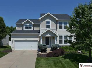 7823 N 154th St, Bennington, NE 68007