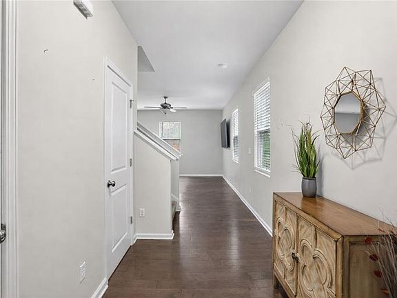 2nd image of 594 Summit Point