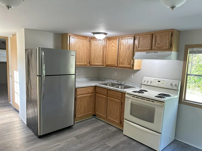 1111 N Point Lonesome Rd #1A — Photo 7