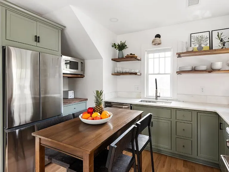 338 Sinclair Ave NE #CH — Photo 10