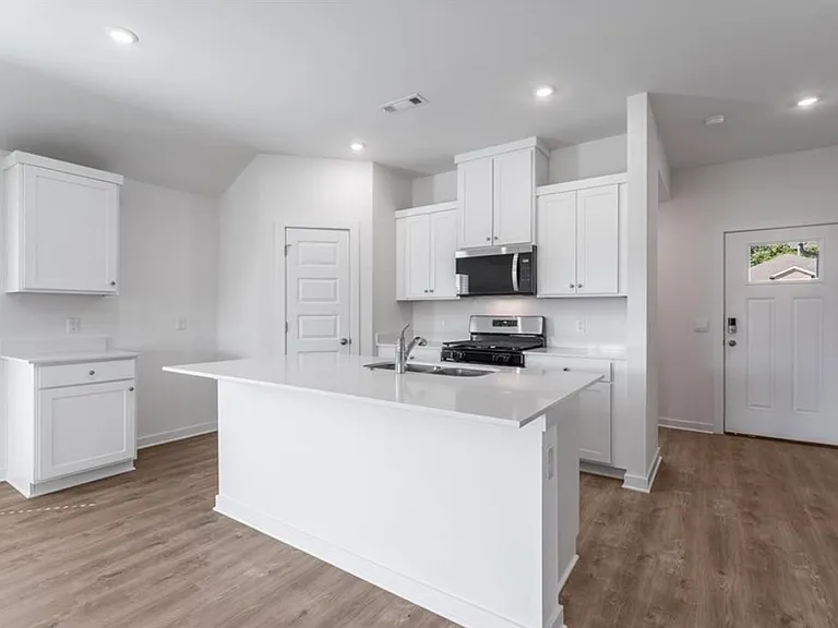583 Arizona St — Photo 10
