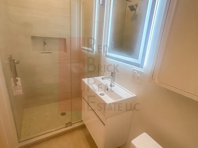 15 Revere St #2B — Photo 7