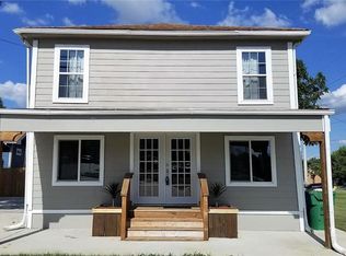 409 S Main St, Taylor, TX 76574