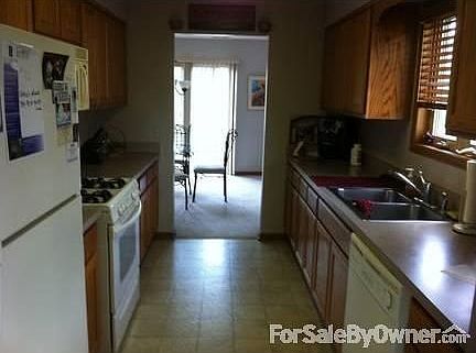 2nd image of 175 Saenz Ln