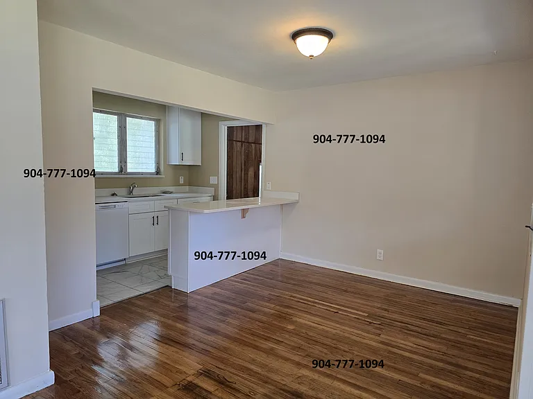 5025 Homecrest Cir — Photo 2
