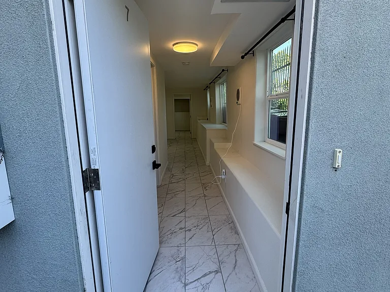 232 Foothill Blvd #7 — Photo 12