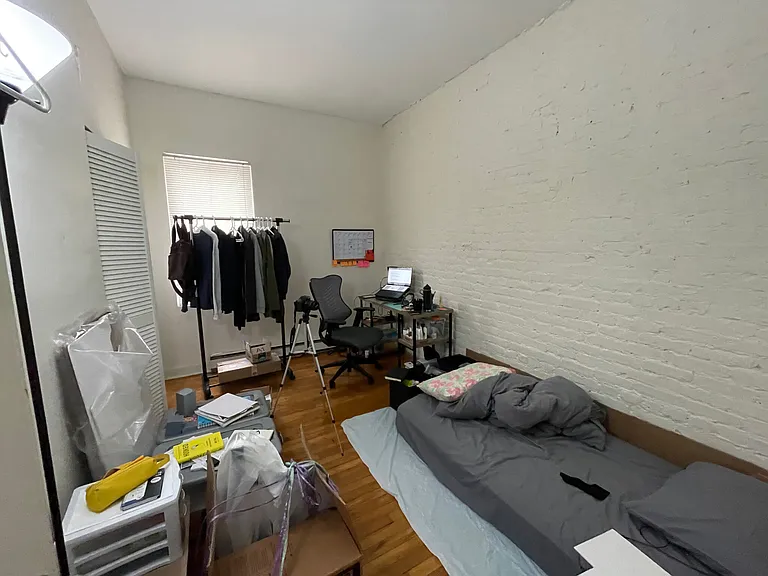 896 Huntington Ave #6 — Photo 4