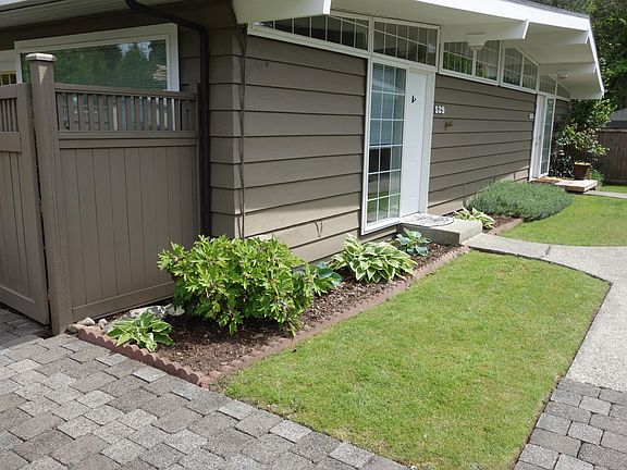 Planting area. Yard done twice a month