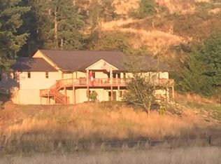 101 Elk Prairie Rd, Raymond, WA 98577