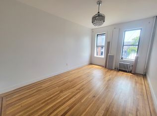 680 E 224th St APT 3C, Bronx, NY 10466