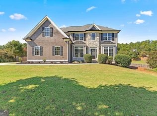 112 Long Shore Way, Newnan, GA 30265