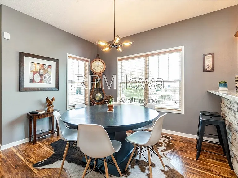 1651 SW Arlan Dr — Photo 7